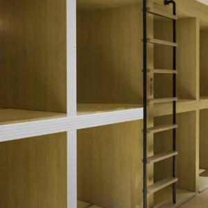 이층 침대 사다리 쿠션 계단 패드 기숙사 미끄럼 방지 소음 감소 자체 접착식 사다리 커버 로프트 침대 계단 커버