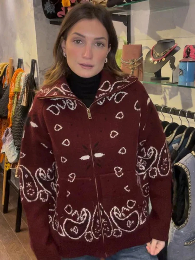 2026 봄 루즈 니트 자카드 스탠드 칼라 여성 가디건 지퍼 풀 슬리브 포켓 루즈 스웨터 패션 여성 소프트 니트웨어