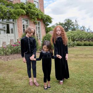 벨벳 컬렉션 AW25 플로럴 칼라 패치워크 맥시 드레스 베이비 롬퍼 가족 커플룩 남자아이 의류 세트