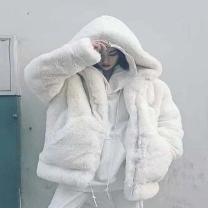 한국 스타일 여성 겨울 코트 인조 수달털 후드 루즈핏 두꺼운 따뜻한 긴소매 지퍼 여밈 단색 캐주얼 아우터웨어
