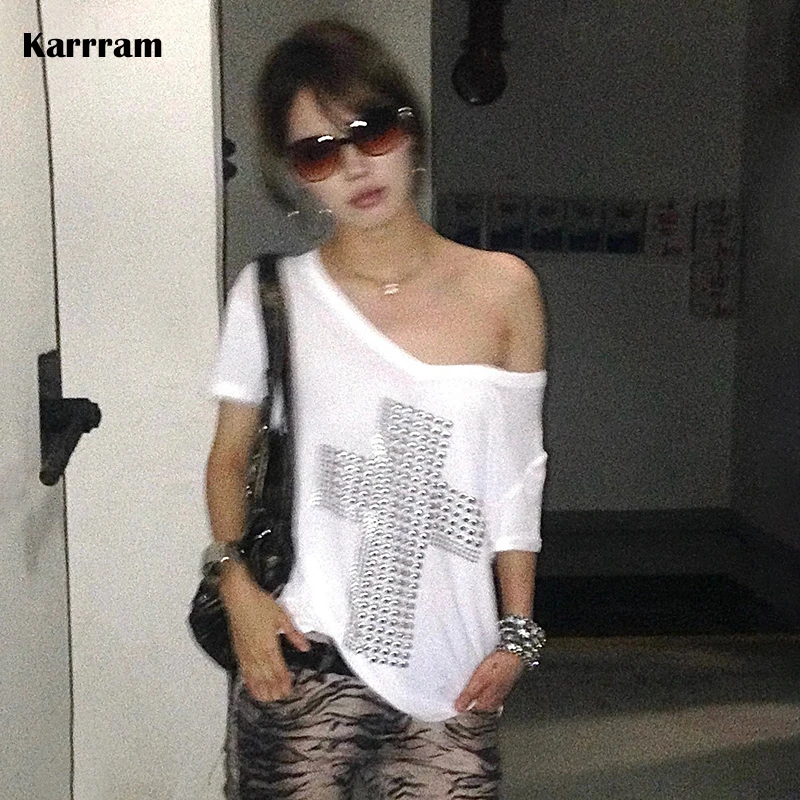 카라람 일본 Y2K 메탈 크로스 프린트 티셔츠 트래시 2000년대 브이넥 시어 탑 빈티지 하라주쿠 반팔 스트리트웨어 그런지