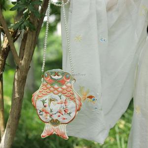 2025년 개선된 중국 스타일 한복 가방 레트로 자수 잉어 여성 크로스바디 싱글 숄더 패션 진주 체인 데일리 한복 가방