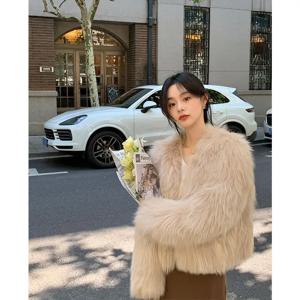 여성 겨울 코트 아내 여자친구용 화이트 숏 인조 모피 코트 여성용 한국 리뷰 많은 옷 외투 여성 재킷