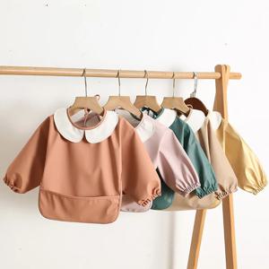 쉬운 깨끗한 PU 풀 슬리브 턱받이 베이비 키즈 솔리드 컬러 부드러운 인조 가죽 어린이 앞치마 그림 식사 보호 방수 작업복