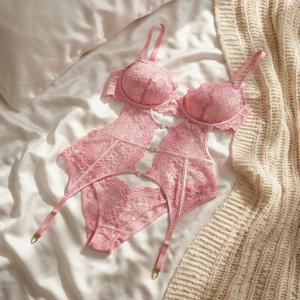 레이스 섹시 란제리 투명 핫 언더웨어 브라 세트와 가터 슬립웨어 이국적인 팬티 슈트