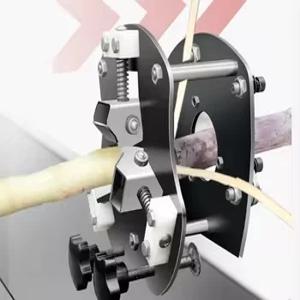 휴대용 미니 사탕수수 껍질 벗기는 도구 사탕수수 껍질 벗기는 기계 빠른 작업 사탕수수 껍질 벗기는 기계