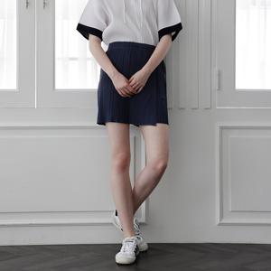 yoyoyoy여성[최초가 89000원] 플리츠 랩 스트랩 숏팬츠 네이비_AI06WNPSL18