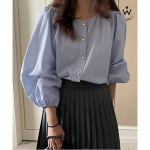 정상가:49,000원ㅣ하트 버튼업 러블리 셔링 코튼 블라우스 (WIAABL065)