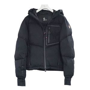 남성 만드레스 쇼트 다운 패딩 블랙 1A00012 596K7 999