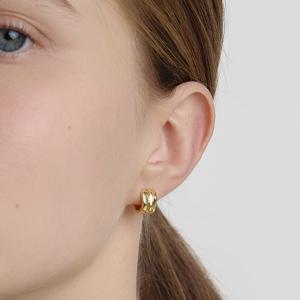 트리플 실버(Y) 컷아웃 원터치 귀걸이 S HL3E61301Y9XXX