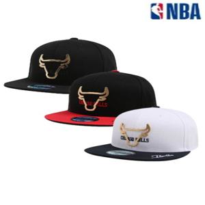 CHI 불스 아웃라인 메탈 스냅백 N255AP614P