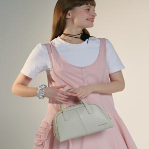 질 바이 질스튜어트 [[24FW]] JLBA4F581IV [모카] 아이보리 볼링백