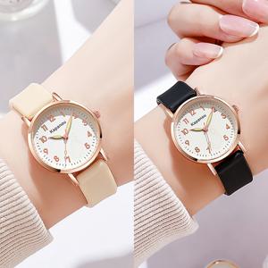 여성 주니어 학생 클래식 동그란 심플 손목시계