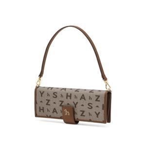 헤지스 액세서리 여성 [[25SS]] WIHO5E053W2 [스테디셀러] 브라운 로고패턴 가죽 핸드폰케이스