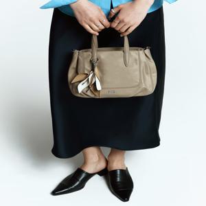 [닥스핸드백][쇼핑백동봉]베이지 플라워 참장식 나일론 토트백s DCBA6E535