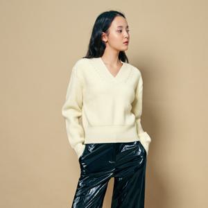 [최초가 89000원] 브이넥 크롭 니트_LKTSW123001