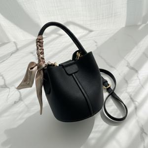 미니 버킷백 (스카프+파우치) 토트백 크로스백 여성 가죽 가방 M1024082