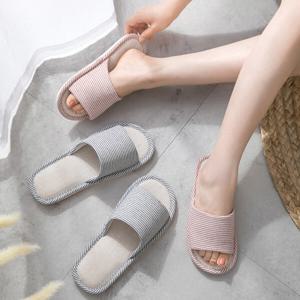 세이프티 미끄럼방지 논슬립 슬리퍼 실내화 층간소음방지