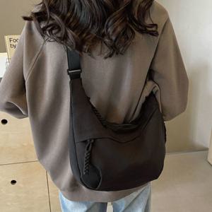 매듭지퍼 앞포켓 하프문 네쥬 크로스백 데일리 여성 가방 당일발송/사은품증정