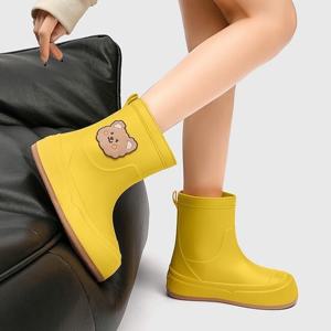여성 귀여운 패션 레인부츠 발편한 통굽 미끄럼방지 가벼운 장화