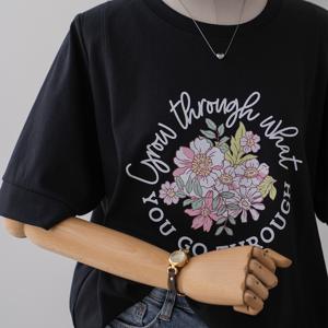 리센 티셔츠 데일리룩 웬디플라워반팔-YLTE2504003-중년여성의류