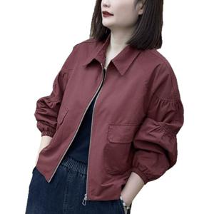 봄가을 신상 스타일리쉬한 스타일링 루즈핏 날씬해 보이는 여성 캐주얼 숏 점퍼 코트