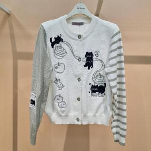 라티움 HC34 봄간절기 고양이아플리케자수배색 슬림라인짧은니트가디건 T2613Cd21