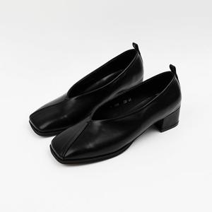 [신난다슈] 여성 구두 펌프스 힐 4cm 여자 로퍼 힐 사각코 발편한 통굽 미들힐 NF265508 블랙