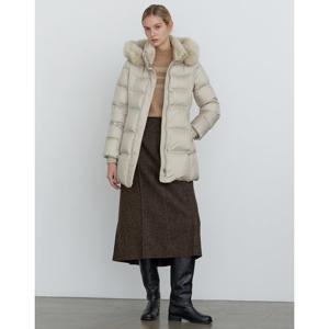 닥스 여성 24FW 클리어런스폭스FUR구스다운 라이트베이지 탈착 후드 하프 헤비다운 점퍼 DLJU4DE01I1