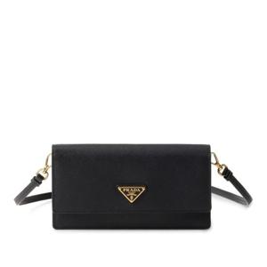 프라다 골드 로고 플랩 클로저 스트랩 클러치 1NF059 2DB3F0002
