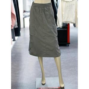 인터크루 세이브존03 여성 파카링 장식 우븐 카고 미디 스커트 ITZ3SL51A