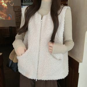 비욘드라이프 양털 뽀글이 조끼 1005487