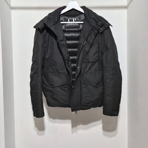 (명품) CP컴퍼니 고글 후드 다운 패딩 L539259