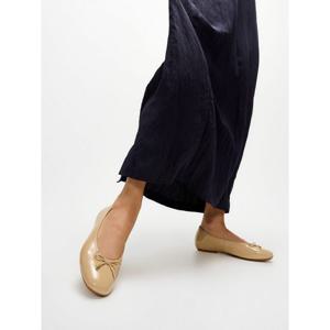 [핏플랍][삼성물산공식] 여성 델리카토 보우 텍스처드 페이던트 레더 발레리나 플랫슈즈 카푸치노 (FT61K2M05A)