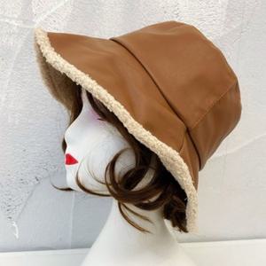 [애슬릿] 가죽 뽀글이 양털 모자 버킷햇 벙거지