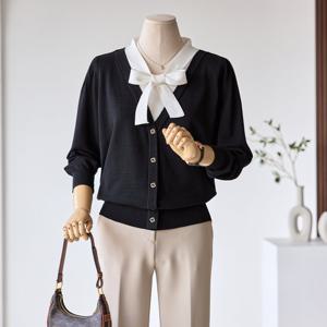 [한정수량] [커스텀에이블] 리본타이 배색 니트_T2502KN604A