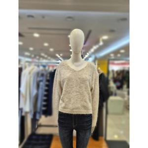 부루앤쥬디 세이브존03 부루앤쥬디 장식 보카시 브이넥 니트 AQBBSAPO405BA