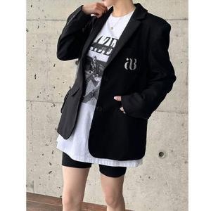 [바이어스]레터링 루즈핏 싱글 캐쥬얼 자수 여자 자켓 오피스룩