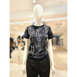 [르니앤맥코이(여성)]슬림핏 알파벳 비즈 티셔츠 MN05TS500FJY