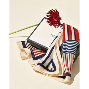 [헤지스/선물포장]아이보리 스트라이프 사각 실크 스카프HIMU5F803IV