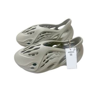 아디다스 이지 폼 러너 스톤 솔트 GV6840