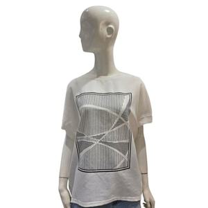 [에이비에프지]사각 프레임 레터링 라운드넥 티셔츠 AGNZ3NK31H