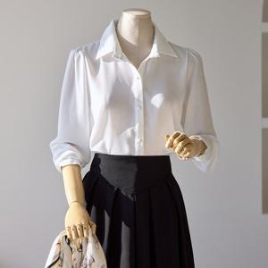 [커스텀에이블] 레이스 카라 쉬폰 블라우스_T2601BL009A