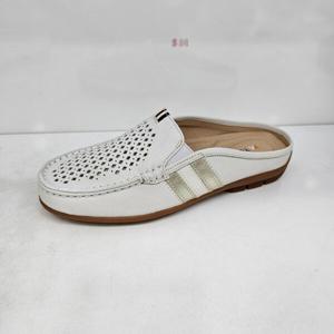 [에스콰이아]여성 발편한 펀칭 캐주얼 뮬 블러퍼 YADMST642_JK