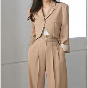 [바이어스]크롭 숏 유니크 히든 버튼 여성 봄 자켓 (9568982A)