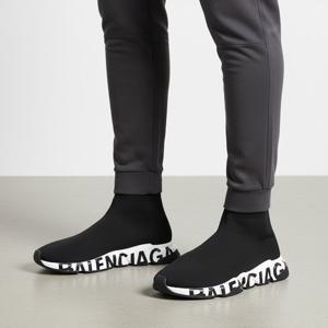 발렌시아가 남성 스피드러너 그래피티 로고 스니커즈 (645334_W2DB7_1015_22S)