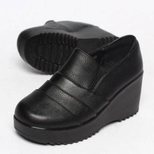 [오너클랜]인기상품 통굽슈즈 웨지힐 중년신발 캐주얼슈즈 키높이 [WA8F8D5_250918]