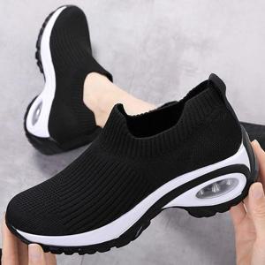 여성슬립온 여성 검정색 스니커즈 가벼운 워킹화 니트 봄슬립온 여자운동화 HWBAC223