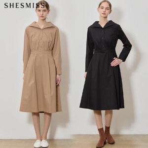 [쉬즈미스(SHESMISS)] 소피스티 와이드 오픈카라 원피스 (택가격: 398000원)