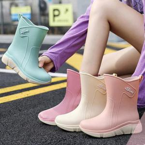 소프달링 여성 3센티 미들/로우 2가지 디자인 패션 레인부츠 여름 고무 발목 앵클 식당 주방 반장화